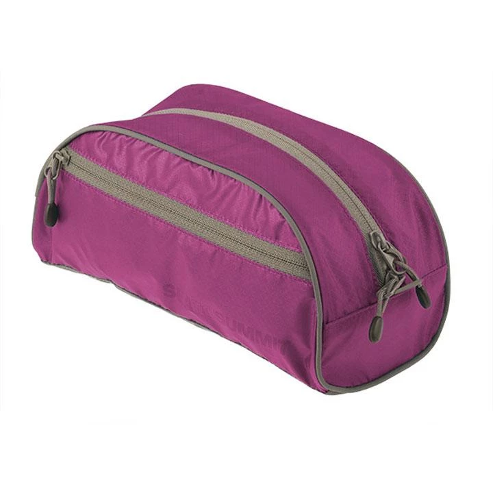Sea To Summit Travelling Light Toiletry Bag Gear 3 Sea To Summit Travelling Light Toiletry Bag Gear