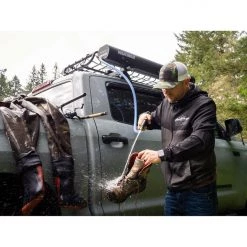 Yakima RoadShower 7 Gallon Gear