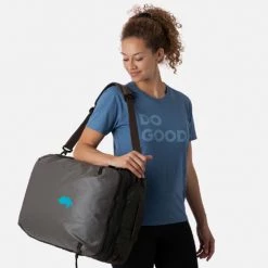Hiking Cotopaxi Allpa 42 Liter Travel Pack
